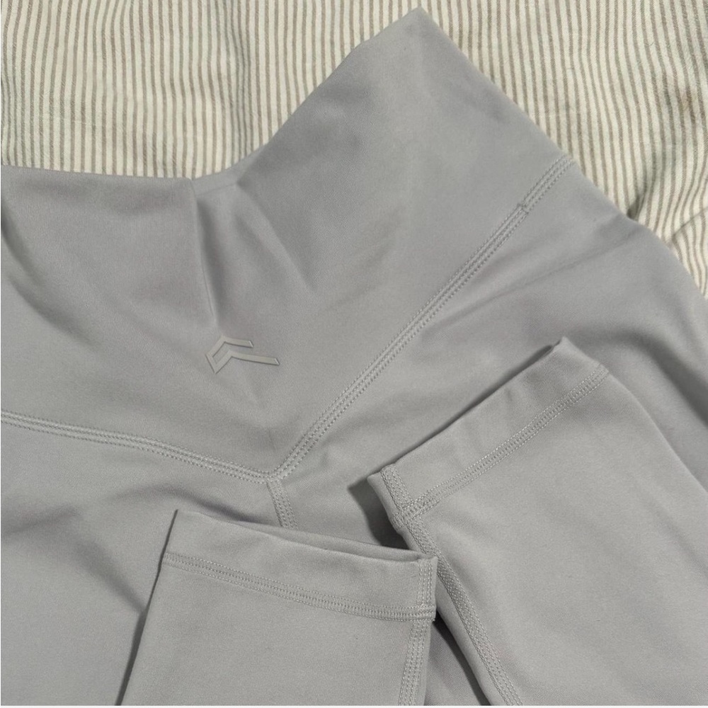 Oner Active High-Waist Leggings in Light Gray